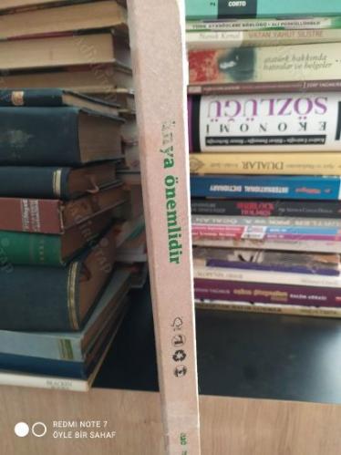 Dünya Önemlidir Bir Ekoloji Ansiklopedisi (Ciltli)