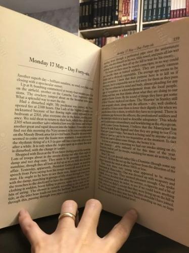 74 Days - An Islander's Diary of the Falklands Occupation (Bir Adalının Falkland İşgali Günlüğü)