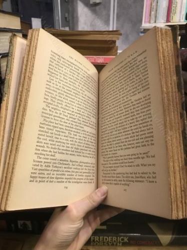 The Wicked Village - A Story of Clochemerle (Lanetli Köy - Clochemerle'nin Hikayesi)