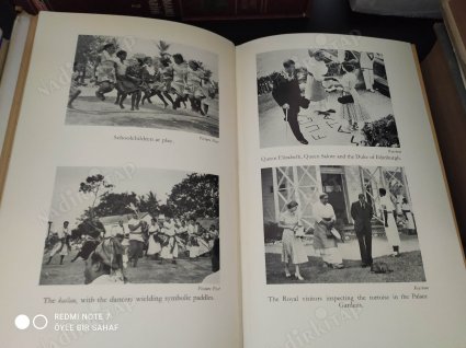 Friendly Queen - Story of Tonga and Queen Salote Tupou (Dost Kraliçe - Tonga ve Kraliçe Salote'un Hikayesi)