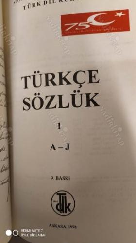 Türk Dil Kurumu Türkçe Sözlük 1. A-J / 2. K-Z (2 Cilt Takım)