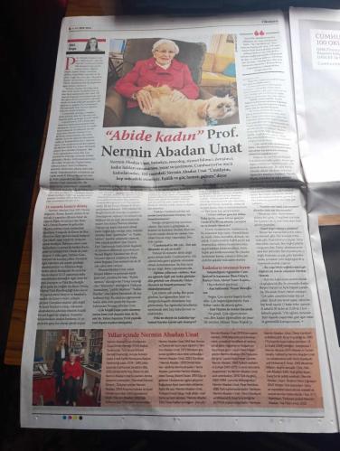 Oksijen Gazetesi - Turkish Newspaper - 27 Ekim 2023 - Cumhuriyet Bayramı kutlu olsun 100 yıllık gurur - 100 yılın yarası ve çaresi yazan Selçuk Şirin - Atatürk'ün asıl şahsi meselesi türkçeydi yazan İzzettin Çalışlar - 102 yaşında bir Cumhuriyet abidesi Nermin Abadan Unat -  Atatürk'ün heykelini yapan ilk Türk kızı Sabiha Bengütaş Fotoğrafı - ilk Türk operası Adnan Saygun fotoğraf - Anadolu'dan NASA'ya Necdet Eraslan Fotoğrafı - NASA'daki  ilk Türk kadını Dilhan Ezer Eryurt - zoolog Fahire Battalgazi Fotoğrafı - Atatürk'ün eşi Latife değişim isteyen Türkiye için müstesna bir gelindi Fotoğrafı - Türkiye'nin ilk kadın valisi Lale Aytaman Fotoğrafı - Çukurova fatihi Müfide İlhan - bir milleti zamanda yolculuğa çıkaran dört Kadın Muhibbe Darga Muazzez İlmiye Çığ Jale İnan ve Halet Çambel Fotoğrafı - Hasan Ali Yücel ikiz çocukları Can ve Canan Yücel ile fotoğraf - köy enstitüleri 100 yılın yarası - Cumhuriyet mimarı tarihine bakışı da  değiştirdi - Anıtkabir bize ne anlatıyor - 29 Ekim 1923