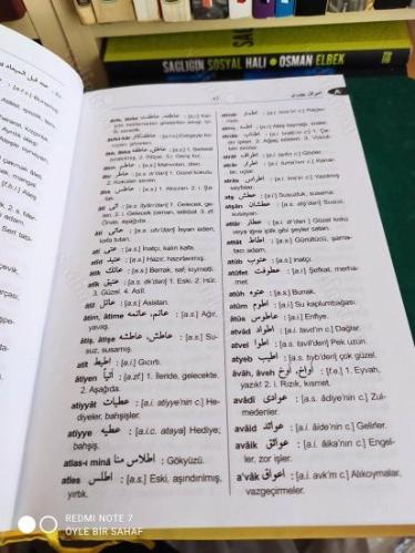 Osmanlıca - Türkçe Sözlük (Latin ve Arap Harfleriyle)