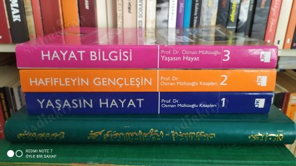 Müftüoğlu Kitapları 3 Cilt Takım (Yaşasın Hayat, Hafifleyin Gençleşin, Hayat Bilgis)i