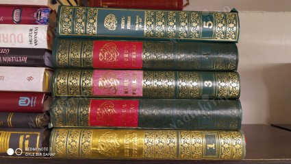 Ruhu'l - Furkan Tefsiri 1-2-3-4-5 (5 Cilt Takım)