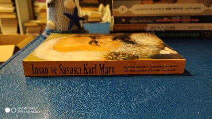 İnsan ve Savaşçı - Karl Marx