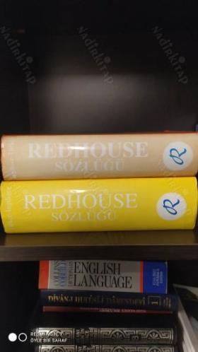 Türkçe - İngilizce / İngilizce - Türkçe Redhouse Sözlüğü