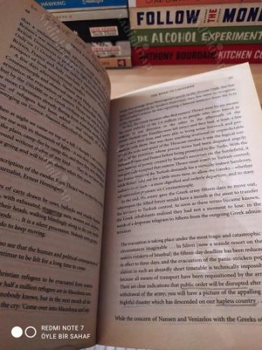 Twice A Stranger - How Mass Expulsion Forged Modern Greece And Turkey (Kitlesel Sürgünler Modern Yunanistan ve Türkiye'yi Nasıl Şekillendirdi)