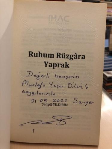 Ruhum Rüzgara Yaprak (İthaflı İmzalı)