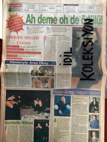 İMPARATOR MAGAZİN GAZETESİ - DOĞUM GÜNÜ HEDİYESİ (TURKİSH - NEWSPAPER) - 3 MART 1999 - TAM TAKIM 18 SAYFADIR -Mustafa Çalar-Sevda Demirel-Nermin Tuncer-Hande Ataizi-Arzu Okay-Nükhet Duru-Kenan Doğulu-Şebnem Ferah-Orhon Murat-Hüseyin Kuzu-Zeki Demirkubuz-Meral Oğuz-Derviş Zaim-Tank Akın-Tuğ Başaran-İbrahim Karaoğlu-Şerif Sezer-İnci Gürbüzatik-Özcan Karabulut-Macit Koper-Hüseyin Alemdar-Metin Celal-Evren Ercan-Turgay Nar-Osman Demirbağ-Yasemin Bay-Aytaç Arman-Lale Mansur-Özlem Can-Koray İnal-Ece Pirim-Sevilay Öztürk-Nilgün Han-Gökçe Yanardağ-Fulya Pirim-Nefise Karatay-Yılmaz Erbay-Yeşim Tan-Gizem Özdilli-Petek Dinçöz-Fatih Ürek-İbrahim Tatlıses-Emre Ün-Hasan Topaloğlu-Sinan Zorbey-Berna Laçin-Esra Alikaydı-Haluk Saçaklı-Nevriye İlhan-Sezen Aksu-Atilla Taş-Haluk Levent-Ferhat Tunç-Muazzez Ersoy-Ozan Deniz-Grup Destan-Sinan Özen-Grup Yurtsven-Zara-Rober Hatemo-Yaşar-Günel-İzzet Yıldızhan-İbrahim Erkal-Serdar Ortaç-Çelik-İbrahim Sadri-Mirkelam-Bülent Serttaş-Cansu Ercin-Bora Gencer-Özgü