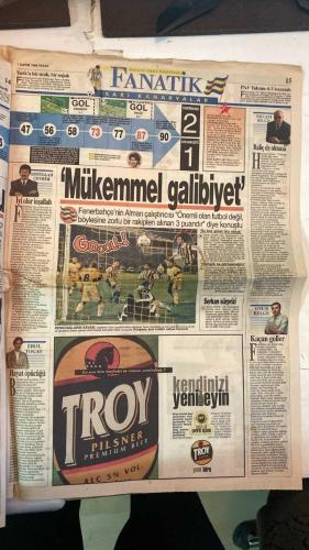 FANATİK SPOR GAZETESİ - TURKISH NEWSPAPER - DOĞUM GÜNÜ HEDİYESİ  - EKSİKSİZ TAM TAKIM GAZETE - 1 KASIM 1998 PAZAR - SAYI:1078 - TOD BALİÇ - KEMALETTİN - KENNEDY - EROL TOGAY - NECATİ BİLGİÇ - ABDULLAH CEVRİM - ONUR BELGE - ENGİN VEREL - İSMET TONGO - OSMAN TANBURACI - TEMEL ÖZALAK - TURAN YÜCEL - SERGEN - DAVID RIVERS - HAGI - ARİF - AYKUT KIC - AZİZ YILDIRIM - SERKAN - HULİ BELG - BU VATAN HEPİMİZİN - GERÇEK SPOR GAZETESİ - FANATİK - FENER İPTEN DÖNDÜ - HAVA TAARUZU - HAYAT VERİYOR - BOLİÇ TOPUN AĞZINDA - YÖNETİCİLER ARTIK İSYAN ETTİ - BAŞKAN AZİZ YILDIRIM - EFES PİLSEN ŞEMSİYESİ - NAD KAZANACAK - VE MİLYONLARCA BEDAVA EFES PİLSEN - BEŞİKTAŞ - FENERBAHÇE - ANKARAGÜCÜ - GALATASARAY - SAMSUNSPOR - KARABÜKSPOR - GAZİANTEPSPOR - İSTANBULSPOR - ADANASPOR - SAKARYASPOR - ERZURUMSPOR - ANTALYASPOR - KOCAELİSPOR - BURSASPOR - ÇANAKKALE DARDANEL - GENÇLERBİRLİĞİ - ROSENBORG - GALATASARAY 3-0 KARABÜKSPOR - FENERBAHÇE 2-1 ANKARAGÜCÜ - İSTANBULSPOR 0-0 GAZİANTEPSPOR - ADANASPOR - SAKARYASPOR - ER