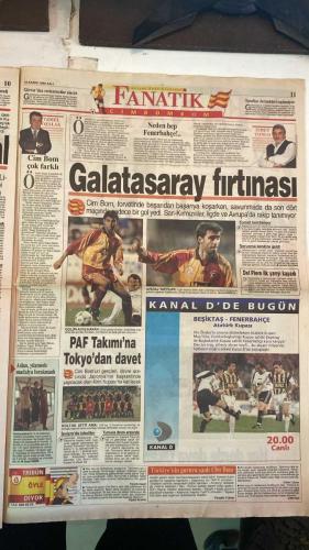 FANATİK SPOR GAZETESİ - TURKISH NEWSPAPER - DOĞUM GÜNÜ HEDİYESİ  - EKSİKSİZ TAM TAKIM GAZETE - 10 KASIM 1998 SALI - SAYI: 1067 - FATİH TERİM - EMRE BELÖZOĞLU - TOLUNAY KAFKAS - OKAN - HASAN SAĞIN - ARİF - HAKAN ŞÜKÜR - VAN GAAL - CENGİZ KAPTAN - HAKAN ULUSOY - ATEŞ ÜNAL ERZEN - OĞUR OKAN - ALLAN KEÇE - CENGİZ EUTER - RASİM KARA - TOSHACK - AYHAN - NİHAT - HİKMET - ERKAN - MUTLU - ALİ EREN - RAHİM - EKREM - GÜNGÖR DENİZ - LEVENT KALKAN - BU VATAN HEPİMİZİN - GERÇEK SPOR GAZETESİ - FANATİK - KIRMIZI HATTI AÇTIK - FENERBAHÇELİLER MESAJINIZI BEKLİYORUZ - HER CEPHENİN ASLANI - TELEKOM’UN SAPORTA SINAVI - ATAMIZI ANIYORUZ - ATATÜRK BEŞİKTAŞ KUPASI - ÖNEMLİ OLAN SİSTEM - BEŞİKTAŞ’A ATTI ŞANSI AÇILDI - YÜK AĞIR YOL UZUN - KADROMU BOZMAM - VAN GAAL İÇİN TEHLİKE ÇANLARI - ALTIN KUPA - APO İNADI - DERSİMİZ YÖNETİCİ EĞİTMEK - KARA TOSHACK’I TOPA TUTTU - BABA’YA 75. YIL FORMASI - HİKMET ONUR RÖPORTAJI - HALTERCİLERİMİZ PODYUMDA - MİLLİ PİYANGO ÇEKİLDİ - KARTAL’IN İNANILMAZ YÜKSELİŞİ - TOLUNAY YENİD