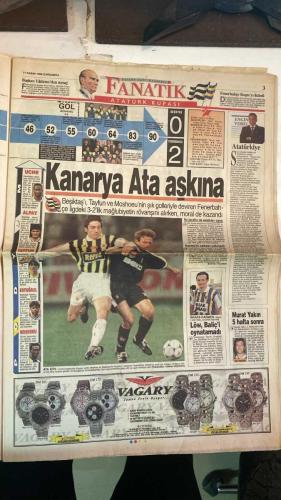 FANATİK SPOR GAZETESİ - TURKISH NEWSPAPER - DOĞUM GÜNÜ HEDİYESİ  - EKSİKSİZ TAM TAKIM GAZETE - 11 KASIM 1998 ÇARŞAMBA - SAYI: 1088 - TAYFUN - MOSHOEU - ABDULLAH ÇEVRİM - GÜVEN TANER - ENGİN VEREL - ULVİ GÜVENEROĞLU - YEMEN EKSİOĞLU - İSMET BADEM - YÜCEL SEÇKİNER - ERSİN TARANOĞLU - İBRAHİM GÜRDAL - YÜKSEL YALOVA - HALUK ULUSOY - RIZA ÇALIMBAY - MUSTAFA DENİZLİ - GORDON MILNE - HALİL MUTLU - ARİF - AYKUT AKICI - BURAK EMAS - BÜLENT ÜNDER - MÜFİT ERKASAP - LEVENT KALKAN - BU VATAN HEPİMİZİN - GERÇEK SPOR GAZETESİ - FANATİK - BU ŞEREF FENER’İN - TRİBÜNLER BOŞ KALDI - FEDERASYONUN AYIBI - AYIP ETTİK - ATATÜRKİYE - İKİ TAKIMA DA TEŞEKKÜRLER - ANKARA’DAN BURUK DÖNÜYORUZ - SAYGIDAN KOŞMADILAR - ATAM İZİNDEYİZ - NOTLAR NOTLAR - GORDON MILNE ASLAN’I EZBERLEDİ - HALİL DÜNYAYI KALDIRDI - ARİF: UZAYLI TAKIMIZ - KIRMIZI HATTA FAKS YAĞDI - FENERBAHÇELİLER SERGEN’İ İSTİYOR - UZAYLI TAKIMIZ - JUVE’NİN KOLU KANADI KIRIK - ÖZÜR DİLEYECEK BİRİ ARANIYOR - BU KADRO YIKILMAZ - CİM BOM’DA RÖTARLI İDMAN - HER