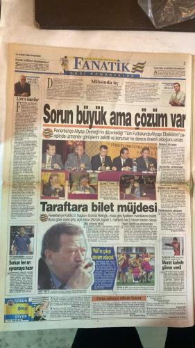 FANATİK SPOR GAZETESİ - TURKISH NEWSPAPER - DOĞUM GÜNÜ HEDİYESİ  - EKSİKSİZ TAM TAKIM GAZETE - 12 KASIM 1998 PERŞEMBE - SAYI: 1089 - HALİL MUTLU - JARI PUIKKONEN - RAHMAN SAĞIROĞLU - FEDAIL - ERGUN BATMAN - LÖW - ERKAN - SAFFET - SELAHATTİN - KEMAL - TOSHACK - SERGEN - SUSİC - VEDAT YANGIN - ADNAN POLAT - ALİ SAMİ YEN - FATİH TERİM - VEDAT - OSMAN HATTAT - BURAK ELMAS - AYKUT AKICI - EMRE - ARİF - HAGİ - OKAN - BÜLENT - UFUK - MARCIO - EROL DEMİRKOL - BU VATAN HEPİMİZİN - GERÇEK SPOR GAZETESİ - FANATİK - COMBLER HALTERİN KRALI HALİL - BUZUN KRALINA KONUK - BİZE HALTERİ SEVDİRDİ - FENER’DE FATURA GARİPLERE - UEFA’DA YİNE GERİLEDİK - 13. HAFTA MAÇ SAATLERİ BELLİ OLDU - CHELSEA ARSENAL’İ DAĞITTI - TOSHACK’IN ATATÜRK AŞKI - SERGEN’E SALDIRI - BASKETBOLDA ZAFER GÜNÜ - FANATİK YİNE ALTILIYI BULDU - KANARYA’DA DİMAS ŞOKU - İSTANBULSPOR TESİSLERİNDE OLAY - SUSİC YARIDA KESTİ - YUMRUKLAR KONUŞTU - MİLNE TRABZON’U KURUYOR - POLAT TARİHE SAHİP ÇIKTI - ALİ SAMİ YEN’İN ALBÜMÜ - TERİM’DEN YAYLIM ATE