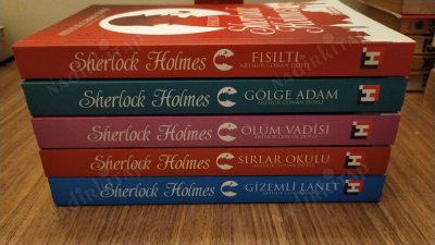 Sherlock Holmes Bütün Maceraları - 5 Cilt Takım (Sırlar Okulu / Fısıltı / Ölüm Vadisi / Gölge Adam / Gizemli Lanet)