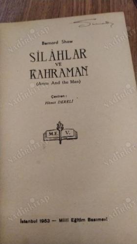 Silâhlar ve Kahraman