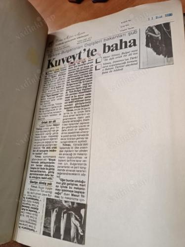 BULGARİSTAN GÖÇÜYLE İLGİLİ GAZETE KÜPÜRLERİ - 8 CİLT, CİLTLİ / 1990-1991
