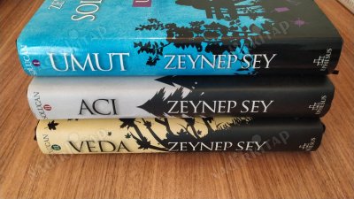 Solucan 3 Kitap Takım / Umut , Acı , Veda (Ciltli, Şömizli)