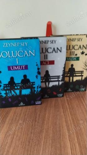Solucan 3 Kitap Takım / Umut , Acı , Veda (Ciltli, Şömizli)