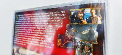 Karayip Korsanları Siyah İnci'nin Laneti VCD Film SIFIR AMBALAJINDA ( Pirates of the Caribbean - The Curse of the Black Pearl )