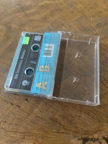 KIRAÇ - BİR İSTANBUL MASALI / FİLM MÜZİKLERİ - KASET