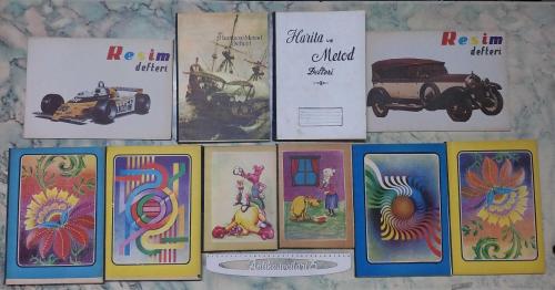 1970LER 1980LER 10 ADET OKUL DEFTERİ 20×28cm YAN KISIM SİYAH BEZLİ ESKİ KIRTASİYE DEPO MALI KIRTASİYE KOLEKSİYONU YAPANLAR İÇİN KOLEKSİYONLUK ÜRUN HALİYLE