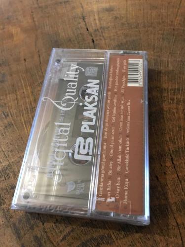 RAHMİ SALTUK - ELDE HÜZÜN KALDI - KASET (JELATİNİNDE)