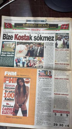 FOTOMAÇ SPOR GAZETESİ - TURKISH NEWSPAPER - DOĞUM GÜNÜ HEDİYESİ  - EKSİKSİZ TAM TAKIM GAZETE - 6 HAZİRAN 2002  AZİZ YILDIRIM - NİHAT ÖZDEMİR - MAHMUT USLU - HAKAN BİLAL KUTLUALP - İLHAN EKŞİOĞLU - NİHAT OZBAĞI - OSMAN YALÇIN - MİTHAT YENİGÜN - FATİH TERİM - JANCKER - MUHAMMET SARR - BÜLENT KORKMAZ - OKAN BURUK - ŞENOL GÜNEŞ - RÜŞTÜ REÇBER - HAKAN ŞÜKÜR - CAN ÇOBANOĞLU - ŞENES ERZİK - GÖKMEN ÖZDENAK - LEVENT TÜZEMEN - ABDULLAH ÇEVRİM - ALTAN TANRIKULU - FATİH DOĞAN  GALATASARAY KRALINI ALIYOR - CİMBOM GENÇLEŞTİ - AVRUPA’DA İLK 11’DE - GÜNEŞ DERT KÜPÜ - GARİP ŞEYLER OLUYOR - ERZİK DE OLMASA - SEUL TÜRKLERİ BAĞRINA BASTI - İTİRAZI BIRAKIN ARTIK - EURO 2000’E BENZİYOR - ABD PORTUGAL’I FENA ÇARPTI - KUPA HEYECANI EFES İLE YAŞANIR  FENERBAHÇE - GALATASARAY - BEŞİKTAŞ - TRABZONSPOR - BAYERN MÜNİH - ROMA - MILAN - INTER - KOSTA RİKA - ÇİN - BREZİLYA - ABD - PORTEKİZ - FRANSA - SENEGAL - DANİMARKA - KAMERUN - SUUDİ ARABİSTAN - İSPANYA - SLOVENYA - JAPONYA - BELÇİKA - GÜNEY KORE - POLONYA