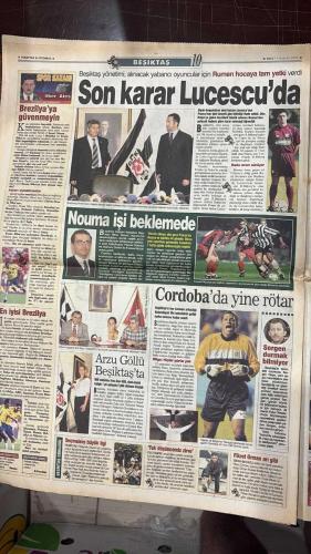 FOTOMAÇ SPOR GAZETESİ - TURKISH NEWSPAPER - DOĞUM GÜNÜ HEDİYESİ  - EKSİKSİZ TAM TAKIM GAZETE - 11 HAZİRAN 2002 FATİH TERİM - ORTEGA - SERGINHO - ROBERTO CARLOS - GUIMARAES - ŞENOL GÜNEŞ - SAMET AYBABA - METİN AKTAŞ - PETKOV - MUZAFFER BLAZER - GÜNGÖR ŞAHİNKAYA - FATİH DOĞAN - VEHBI ALTUNÇUL - M.YILMAZ ŞENOL  ORTEGA’YA MISİLLEME SERGINHO’YLA - CEZAYİR OLMAYALIM - 1982 HATIR ŞİKESİ - FIFA’YA UYARI YAPILMALI - PORTEKİZ COŞTU 4-0 - TEZGAH BAŞLADI - TRABZON DÜŞMANLIĞI - FIRTINA DEVAM EDECEK - AKTAŞ İDDİALI - ŞAMPİYONLUK YAŞAMALIYIM - SPORSEVERLER İÇİN KARE BULMACA - BÜYÜK KARŞILAMA  GALATASARAY - FENERBAHÇE - BEŞİKTAŞ - TRABZONSPOR - MİLAN - BREZİLYA - KOSTA RİKA - ÇİN - FRANSA - DANİMARKA - URUGUAY - SENEGAL - KAMERUN - ALMANYA - İRLANDA - SUUDİ ARABİSTAN - PORTUGAL - POLONYA - NAC BREDA STADI - AVRUPA ŞAMPİYONLAR LİGİ - 2002 DÜNYA KUPASI