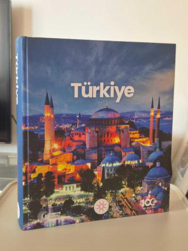 TÜRKİYE - Türkiye Cumhuriyetinin Yüzüncü Yılı (CİLTLİ)