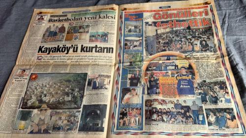 FANATİK BASKET HAFTALIK BASKETBOL GAZETESİ TURKISH NEWSPAPER - DOĞUM GÜNÜ HEDİYESİ  - TAM TAKIM EKSİKSİZ GAZETE  30 EKİM 5  KASIM  2001  - SAYI: 257 - BASKETBOL DÜNYASINDAN - BÜYÜKSÜN KOLEJ - EUROLEAGUE'DE SIRTAKİ - MİGROS'UN GURURLARI - HEDEF ZİRVE - MILLENIUM KIZLARI - EUROLEAGUE'DEN GÖRÜNÜM - ASVEL'İN UMUDU - HABER HATTI - KORAÇ'TA ÜÇTE İKİ YAPTIK - SAPORTA KUPASI'NDA START - BAYAN EUROLEAGUE BAŞLIYOR - YILDIZLAR PARLIYOR GENÇ TAKIM EN BÜYÜK KOZUMUZDUR - BARCELONA-REAL MADRID - BATI'DA HEDEF LA LAKERS - SABONIS'İN YOKLUĞU BLAZERS'I SARSACAK - SPURS YAVAŞ KINGS KALİTELİ - UTAH İYİCE GÖZDEN DÜŞTÜ - HOUSTON KAN KAYBETTİ - MINNESOTA YERİNDE SAYIYOR - DENVER, CLIPPERS VE MEMPHIS UZAKLARDA - MILWAUKEE BOMBAYI PATLATTI - NOWITZKI NİKAH TAZELEDİ - ÖZLEMİŞTİK SENİ - MAJESTELERİ DÖNDÜ - HASRET BİTTİ NBA BAŞLIYOR - GÖZLER İNDO'NUN ÜZERİNDE - STEFANOS - TOLGA ESENCİ - REHA ERUS - JEROME ALLEN - SECTION MYERS - BURÇİN BADEM - ENDER BİLGİN - ERDAL ERDİNÇ - VUJCIC - NAUMOSKI - TANJEVIC -