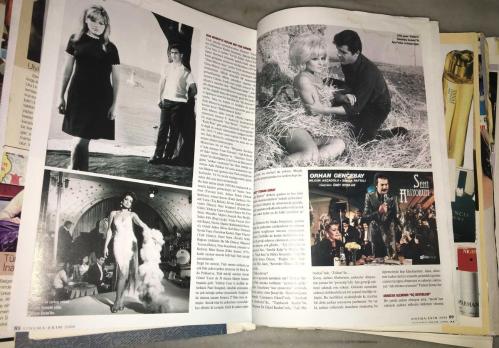 1970 - 1980'li Yıllara ait, Ünlülerin Gazete ve Dergi Haberlerinin Kesilip arşivlendiği klasör ( FERHAN ŞENSOY,FİLİZ AKIN,ZEKİ MÜREN,AYHAN IŞIK )