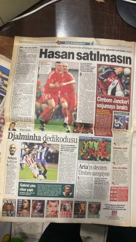 FOTOMAÇ SPOR GAZETESİ - TURKISH NEWSPAPER - DOĞUM GÜNÜ HEDİYESİ  - EKSİKSİZ TAM TAKIM GAZETE - 16 HAZİRAN 2002 PAZAR  HASAN ŞAŞ - AZİZ YILDIRIM - ALİ YILDIRIM - ORTEGA - ALMEYDA - WASHINGTON - SERGEN YALÇIN - AHMET DURSUN - YILDIRIM DEMİRÖREN - HÜSNÜ GÜRELİ - İBRAHİM ALTINSAY - ALİ DÜRÜST - OZHAN CANAYDIN - MONDRAGON - PASCAL NOUMA - BURAK ELMAS - OSCAR CORDOBA - ZAGO - HAKAN ŞÜKÜR - EMRE BELÖZOĞLU - OKAN BURUK - YILDIRAY BAŞTÜRK - LUCIO - MUSTAFA DENİZLİ - ŞENOL GÜNEŞ - SCOLARI - TUNCAY ŞANLI - SERVET ÇETİN - TURHAN SOFUOĞLU - CAFU - CAPELLO  HASAN ŞAŞ DÜNYA YILDIZI OLDU: JUVENTUS 10 MİLYON DOLAR TEKLİF ETTİ - İTALYANLAR HASTA, CAFU TRANSFER İÇİN CAPELLO’YA ÖNERİDE BULUNDU - BREZİLYA MAÇINA DAMGA VURDU, REUTERS ONU İLK 11’E ALDI - GALATASARAY YÖNETİCİLERİNE MESAJ: “ROMA’YA GİTMEYECEĞİM” - FENERBAHÇE’DE MÜTHİŞ HAFTA: ORTEGA GELİYOR, ALMEYDA KARARINI VERİYOR, RAPAIÇ KONUSU NETLEŞECEK - TUNCAY RESMEN FENERBAHÇE’DE, SERHAT’A RAKİP GELDİ - SERVET ÇETİN İÇİN LORANT BEKLENİYOR - TURHAN SOFUO
