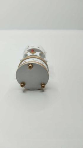 ANAHTARLIK AHŞAP DÖNME DOLAP FORMUNDA MİNYATÜR ( 8X3 cm ) ANAHTARLIK UCU 380