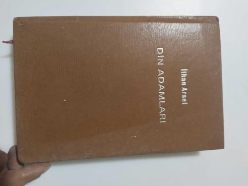 Din Adamları; Toplumsal Geriliklerimizin Sorumluları