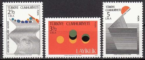 1979 ATATÜRK'ÜN ESERLERİ VE DEVRİMLERİ TAM SERİ MNH