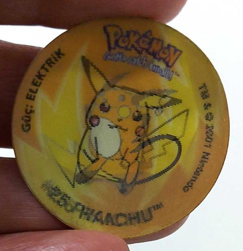 LAYS POKEMON TV TASO 25 PIKACHU GÜÇ ELEKTRİK ÇİFT YANSIMALI ORİJİNAL 2K1UU1 NADİR