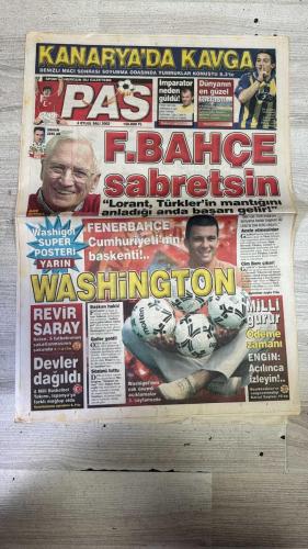 PAS SPOR GAZETESİ - 03 EYLÜL 2002 - KANARYA'DA KAVGA - F.BAHÇE SABRETSİN - DEVLER DAĞILDI - BAŞKAN HAKLI - SÖZÜNÜ TUTTU - CİM BOM ÇIKAR - ÖDEME ZAMANI - AÇILINCA İZLEYİN - SÜMER'DEN GÜVENOYU - RİZE YAMAN OLDU - GELECEĞİN TAKIMI - BERABER GELDİK BERABER GİDERİZ - A.GÜCÜ ŞİMDİDEN ALAVES'E KİLİTLENDİ - SAMSUN'DA ÇİFTE ÜZÜNTÜ - İLKLERİN HAFTASI - KARTAL EVİNDE KANATLANDI - KAYA: BİRLİK OLALIM - SPOR TOTO 12 MİLYAR VERDİ - HERKES İŞİNİ YAPMALI - EKSİKLERİ GİDERECEĞİZ - FATİH UĞURLU GELDİ - ASLAN'A KAPLAN PENÇESİ - FENER'İN WASHINGTON'U VAR - KÖRFEZE TİMSAH YAĞMURU - GENÇLER KOŞAR ADIM - A.GÜCÜ & İSTANBUL GÜLDÜ - JUPP DERWALL  - ORHAN ZEKİ AK  - LORANT  - WASHINGTON  - AZİZ YILDIRIM  - ANDERSSON  - ALİ URAS  - FATİH TERİM  - ENGİN  - AYBABA  - ÖZKAN SÜMER  - SAMET  - YAMAN  - FATİH TEKKE  - TÜTÜNEKER  - SAİM ALTUNTERİM  - KÖKSAL  - KORAY  - YANAL  - HİKMET TANRIVERDİ  - GÜLAY  - OKAN  - M. EMİN ULUÇ  - ERSUN YANAL  - ALİ İHSAN KAYA  - CİVELEK  - BECKHAM  - ROMEO  - NİHAT KAHVECİ  - CRESPO