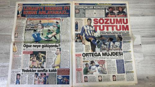 PAS SPOR GAZETESİ - 03 EYLÜL 2002 - KANARYA'DA KAVGA - F.BAHÇE SABRETSİN - DEVLER DAĞILDI - BAŞKAN HAKLI - SÖZÜNÜ TUTTU - CİM BOM ÇIKAR - ÖDEME ZAMANI - AÇILINCA İZLEYİN - SÜMER'DEN GÜVENOYU - RİZE YAMAN OLDU - GELECEĞİN TAKIMI - BERABER GELDİK BERABER GİDERİZ - A.GÜCÜ ŞİMDİDEN ALAVES'E KİLİTLENDİ - SAMSUN'DA ÇİFTE ÜZÜNTÜ - İLKLERİN HAFTASI - KARTAL EVİNDE KANATLANDI - KAYA: BİRLİK OLALIM - SPOR TOTO 12 MİLYAR VERDİ - HERKES İŞİNİ YAPMALI - EKSİKLERİ GİDERECEĞİZ - FATİH UĞURLU GELDİ - ASLAN'A KAPLAN PENÇESİ - FENER'İN WASHINGTON'U VAR - KÖRFEZE TİMSAH YAĞMURU - GENÇLER KOŞAR ADIM - A.GÜCÜ & İSTANBUL GÜLDÜ - JUPP DERWALL  - ORHAN ZEKİ AK  - LORANT  - WASHINGTON  - AZİZ YILDIRIM  - ANDERSSON  - ALİ URAS  - FATİH TERİM  - ENGİN  - AYBABA  - ÖZKAN SÜMER  - SAMET  - YAMAN  - FATİH TEKKE  - TÜTÜNEKER  - SAİM ALTUNTERİM  - KÖKSAL  - KORAY  - YANAL  - HİKMET TANRIVERDİ  - GÜLAY  - OKAN  - M. EMİN ULUÇ  - ERSUN YANAL  - ALİ İHSAN KAYA  - CİVELEK  - BECKHAM  - ROMEO  - NİHAT KAHVECİ  - CRESPO