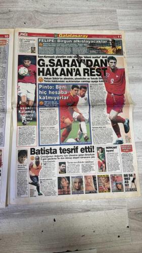 PAS SPOR GAZETESİ - 07 EYLÜL 2002 - FELİPE: BİR GÜN ALKIŞLAYACAKLAR - VEDAT: KAFAMDA SADECE FORMA VAR - BÜCÜR SUAT: MAÇLARDA TUTULUYORUM - G.SARAY'DAN HAKAN'A REST - PİNTO: BENİ HİÇ HESABA KATMAMIYORLAR - BERKANT İSYANI - BATİSTA TEŞRİF ETTİ - KOCAELİ SIKINTISI - TERİM: ÇARE BENDE - ASLANLAR GİBİ ÇALIŞIYORLAR - ERGÜN: GÖZÜME HİÇ UYKU GİRMİYOR - CEPTEN ÖDEMELİ ARA - LUCESCU ÖĞRENCİLERİNİ SINIFTA BIRAKTI - AVRUPA'YI İSTİYORUM - AHMET YILDIRIM: BU YIL ÇOK ŞEY DEĞİŞTİ - VICTORIA - FELIPE - VEDAT - SUAT - HAKAN ŞÜKÜR - TERİM - PİNTO - BERKANT - BATISTA - M.POLAT - SEAT CAN - FATİH TERİM - CHRİSTİAN - SEDAT - SERHAN KURTUL - OSMAN CANAYDIN - ERGÜN - LUCESCU - ENGİN - BİLGİLİ - AHMET YILDIRIM - MÜSLÜM BABA - GERECCİ - HÜSEYİN - ZIYA DOĞAN - HASAN ÖZER - R. ISADORA - TOLGAN - FARUK - AHMET DURSUN - ZAGO - CORDOBA - MARCO AURELIO - SÜREYYA AYHAN - MIRANDA - LEE - SERKAN YAZICI - GÖKŞEN - OKAN - EMRE - RONALDO - CUPER - ATALAY - SERKAN KILIÇ - SELAHATTİN - PETE SAMPRAS