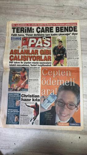 PAS SPOR GAZETESİ - 07 EYLÜL 2002 - FELİPE: BİR GÜN ALKIŞLAYACAKLAR - VEDAT: KAFAMDA SADECE FORMA VAR - BÜCÜR SUAT: MAÇLARDA TUTULUYORUM - G.SARAY'DAN HAKAN'A REST - PİNTO: BENİ HİÇ HESABA KATMAMIYORLAR - BERKANT İSYANI - BATİSTA TEŞRİF ETTİ - KOCAELİ SIKINTISI - TERİM: ÇARE BENDE - ASLANLAR GİBİ ÇALIŞIYORLAR - ERGÜN: GÖZÜME HİÇ UYKU GİRMİYOR - CEPTEN ÖDEMELİ ARA - LUCESCU ÖĞRENCİLERİNİ SINIFTA BIRAKTI - AVRUPA'YI İSTİYORUM - AHMET YILDIRIM: BU YIL ÇOK ŞEY DEĞİŞTİ - VICTORIA - FELIPE - VEDAT - SUAT - HAKAN ŞÜKÜR - TERİM - PİNTO - BERKANT - BATISTA - M.POLAT - SEAT CAN - FATİH TERİM - CHRİSTİAN - SEDAT - SERHAN KURTUL - OSMAN CANAYDIN - ERGÜN - LUCESCU - ENGİN - BİLGİLİ - AHMET YILDIRIM - MÜSLÜM BABA - GERECCİ - HÜSEYİN - ZIYA DOĞAN - HASAN ÖZER - R. ISADORA - TOLGAN - FARUK - AHMET DURSUN - ZAGO - CORDOBA - MARCO AURELIO - SÜREYYA AYHAN - MIRANDA - LEE - SERKAN YAZICI - GÖKŞEN - OKAN - EMRE - RONALDO - CUPER - ATALAY - SERKAN KILIÇ - SELAHATTİN - PETE SAMPRAS