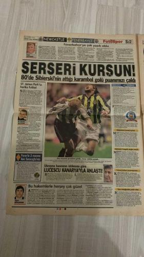 FOTOSPOR SPOR GAZETESİ - TURKISH NEWSPAPER - DOĞUM GÜNÜ HEDİYESİ  - EKSİKSİZ TAM TAKIM GAZETE - 20 EKİM 2006 CUMA  ALEX DE SOUZA - MARIUS GERETS - AZİZ YILDIRIM - YILDIRIM DEMİRÖREN - JEAN TIGANA - DELGADO - RİCARDİNHO - RUNJE - NOBRE - GÖKHAN ZAN - ERSEN MARTİN - ZİYA DOĞAN - ZİYYAT KAFKAS - HÜSEYİN ÇİMSİR - JOSE KLEBERSON - KAROL PECZE - FARUK HADŽIBEGIĆ - SEDAT PEKER - HAKAN BALTA - SERVET ÇETİN - HOLSKO - ZELENKA - BALILI  GALATASARAY DEVLER LİGİ’NDE ERKEN GOL BULDU AMA İKİ GARİP GOL VE HATALAR SONUCU YİNE HÜSRANA UĞRADI - FUTBOL OTORİTELERİ: “AH, O YARIM SAATLİK GALATASARAY” - FENERBAHÇE UEFA’DA NEWCASTLE’A 1-0 YENİLDİ, SİBIERSKI’NİN ŞANS GOLÜ GECEYİ KARARTTI - BEŞİKTAŞ İNÖNÜ’DE TOTTENHAM’A 2-0 MAĞLUP OLDU, BERBATOV VE GHALY GOLLERİ ATTI - TARAFTARLAR RUNJE’Yİ ELEŞTİRİYOR, RİCARDİNHO MUTLAKA OYNAMALI - DEMİRÖREN’İN 50 MİLYON EUROLUK HAYALİ: FERNANDO TORRES - TRABZONSPOR GENÇLERBİRLİĞİ KARŞISINDA ANKARA’DA ZİRVE YÜRÜYÜŞÜNÜ SÜRDÜRMEK İSTİYOR, ERSEN MARTİN: “BU HAFTA DA BOŞ GEÇMEYECE
