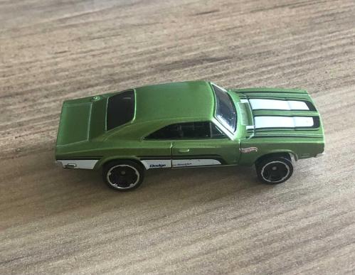 Hot Wheels / '69 Dodge Charger 500