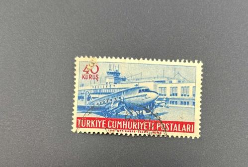 Türk Pulu - Turkish Stamp - Postadan Geçmiş Pul Filateli - DAMGALI - YEŞİLKÖY HAVALİMANI VE UÇAK TEMALI PUL , 40 KURUŞ - Türkiye Cumhuriyeti - NOSTALJİK DOĞUM GÜNÜ HEDİYESİ