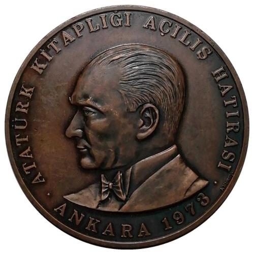 1973 Yılı YAPI KREDİ BANKASI ATATÜRK KİTAPLIĞI AÇILIŞI HATIRASI ANKARA BRONZ MADALYON