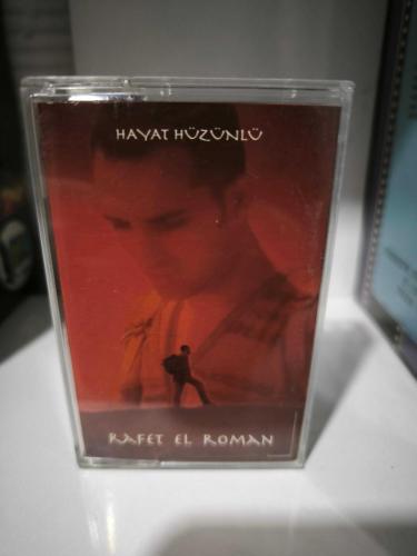 Rafet el roman hayat hüzünlü
