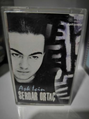 Serdar Ortaç aşk için