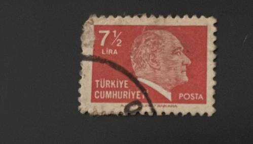 Türk Pulu - Turkish Stamp - Postadan Geçmiş Pul Filateli - DAMGALI - ATATÜRK TEMALI PUL , 7 1/2 LİRA - Türkiye Cumhuriyeti - NOSTALJİK DOĞUM GÜNÜ HEDİYESİ