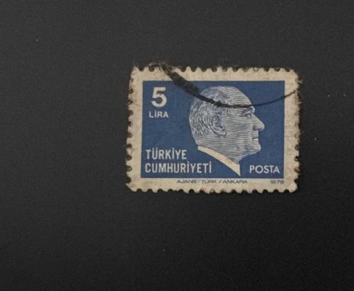 Türk Pulu - Turkish Stamp - Postadan Geçmiş Pul Filateli - DAMGALI - ATATÜRK TEMALI PUL , 5 LİRA - Türkiye Cumhuriyeti - NOSTALJİK DOĞUM GÜNÜ HEDİYESİ - 1979