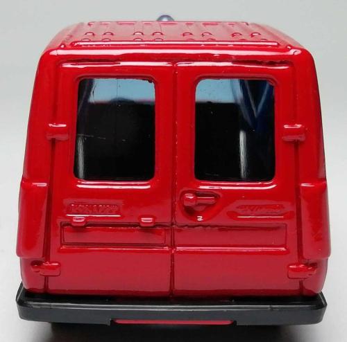 FRANSIZ SOLİDO MARKA İTFAİYE SERİSİ ''FRANSA RENAULT EXPRESS ACİL MÜDAHALE ARACI'' 1:43 ÖLÇEKLİ METAL GÖVDELİ MODEL ARABA KORUMA PAKETİNDE